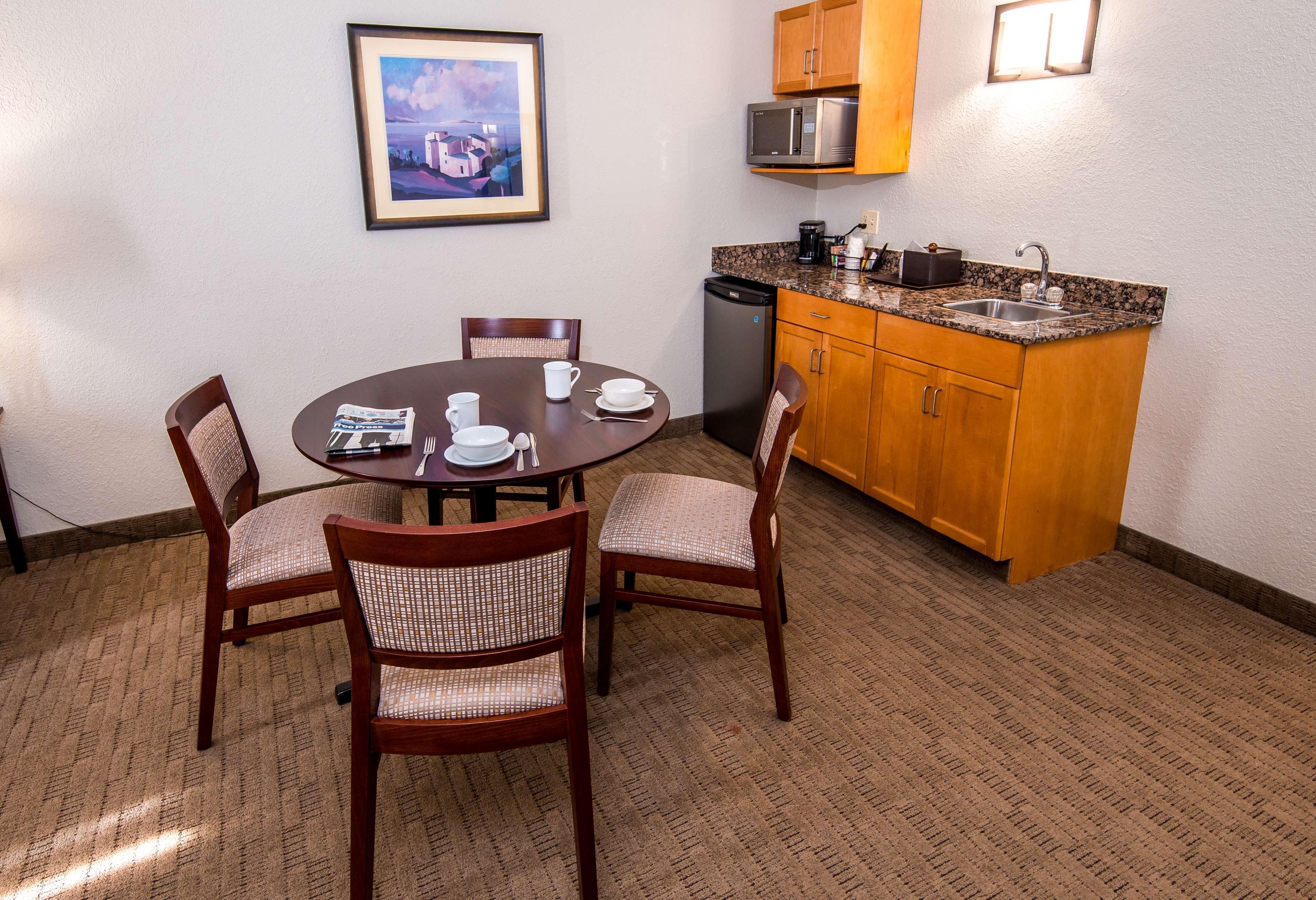 Best Western Plus Pembina Inn & Suites Winnipeg Zewnętrze zdjęcie