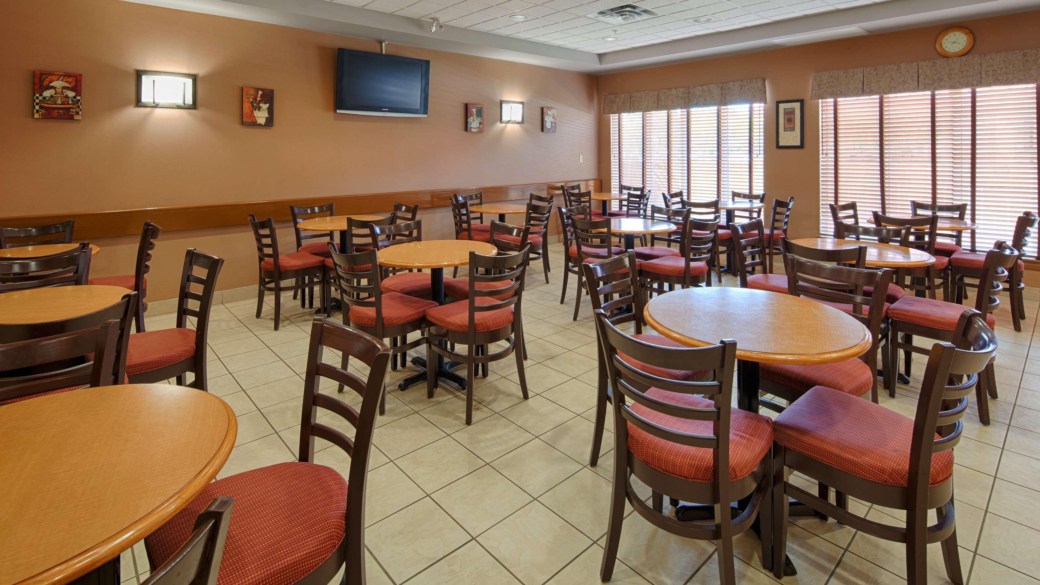 Best Western Plus Pembina Inn & Suites Winnipeg Zewnętrze zdjęcie