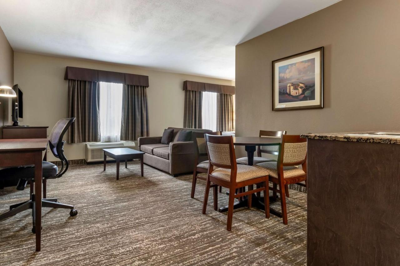 Best Western Plus Pembina Inn & Suites Winnipeg Zewnętrze zdjęcie