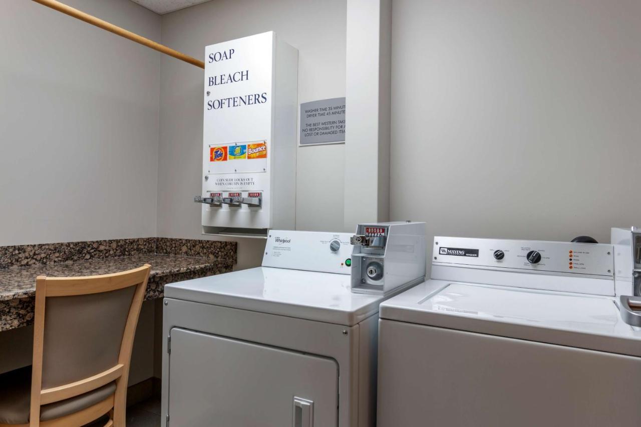 Best Western Plus Pembina Inn & Suites Winnipeg Zewnętrze zdjęcie