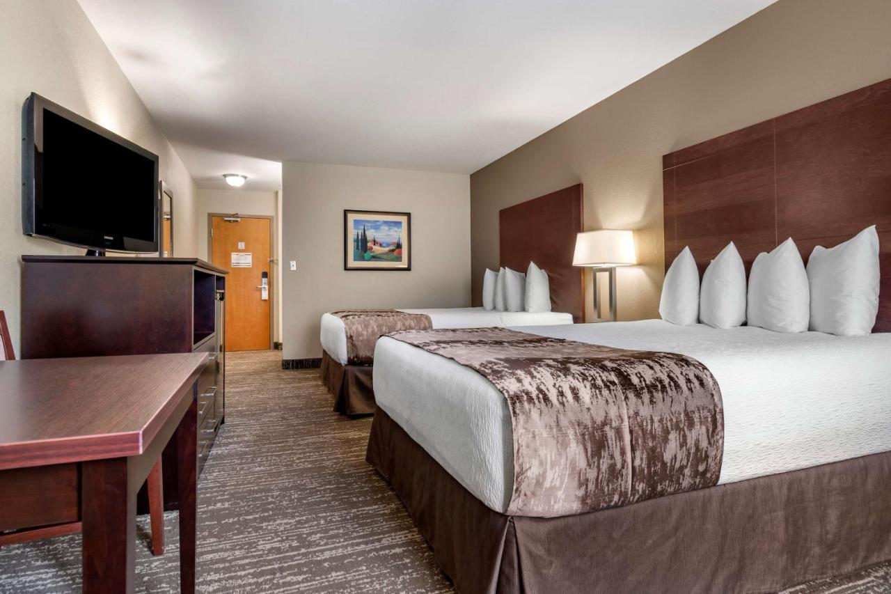 Best Western Plus Pembina Inn & Suites Winnipeg Zewnętrze zdjęcie