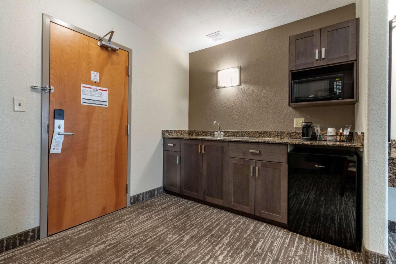 Best Western Plus Pembina Inn & Suites Winnipeg Zewnętrze zdjęcie
